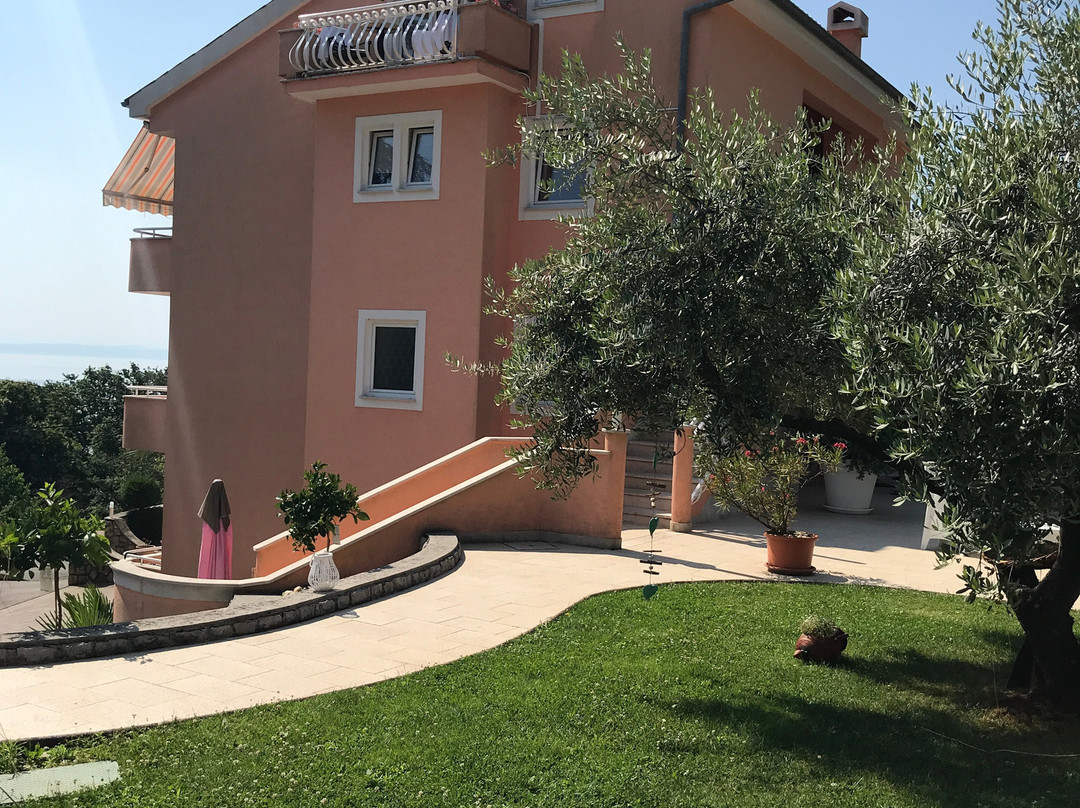 Villa Nada主图