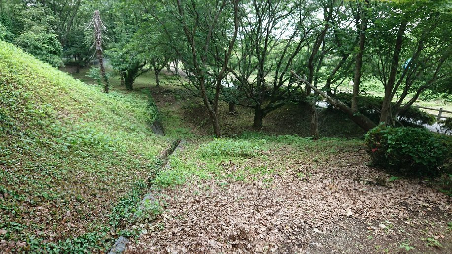 The Site of Uto Castle景点图片