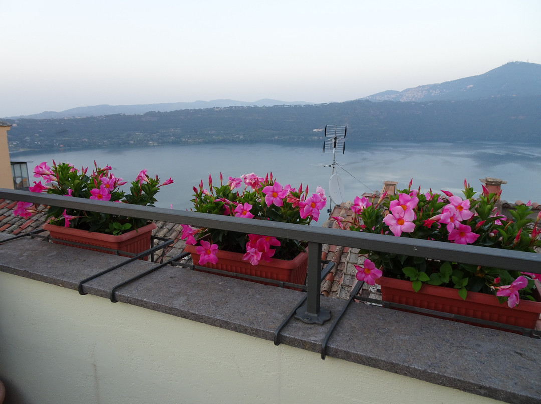 Atlantis Inn Castelgandolfo主图