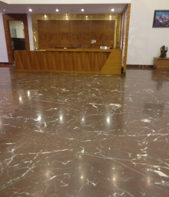 Capital O 8677 The Amor主图