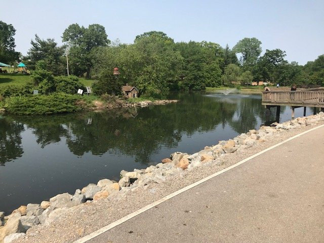 Weed Park景点图片