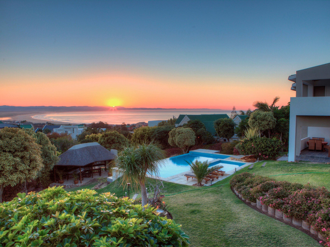 海湾豪华旅馆主图