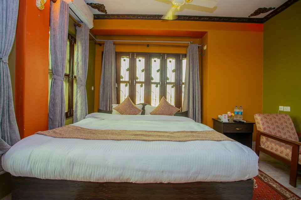 OYO 348 Hotel Park Treasure主图