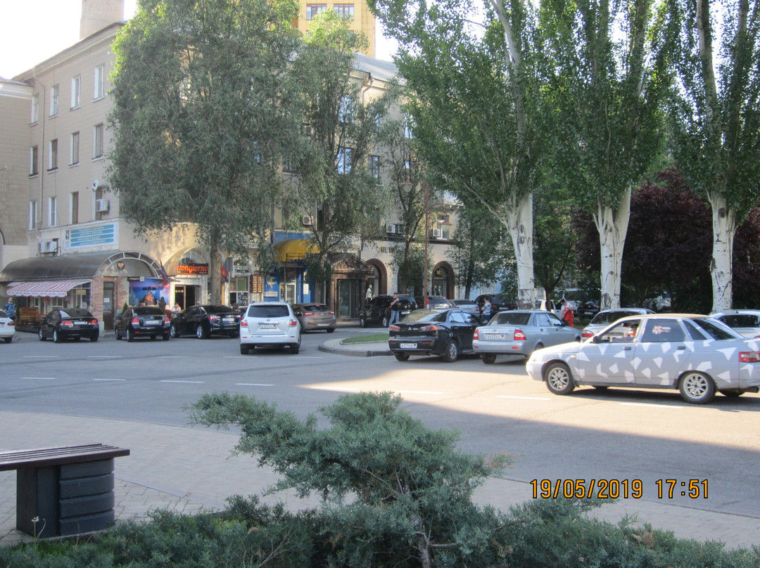 Pushkin Boulevard-顿涅茨克必去景点