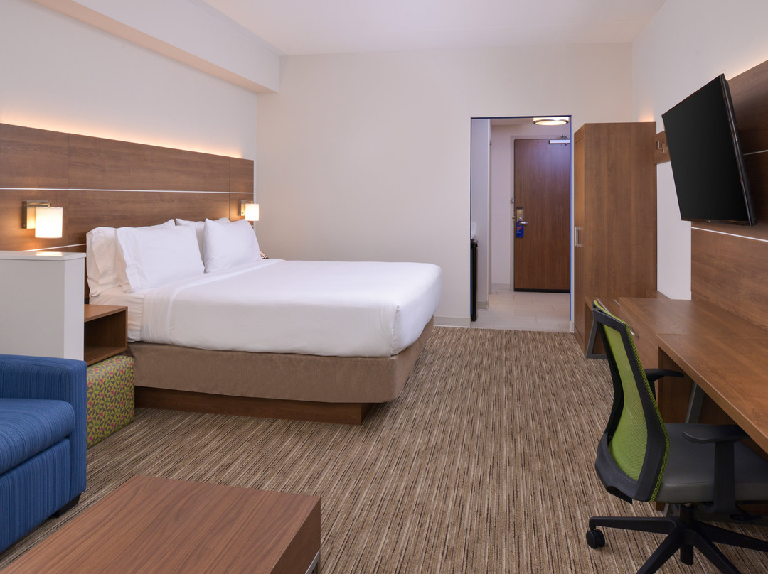 Holiday Inn Express Spring Hill By IHG主图