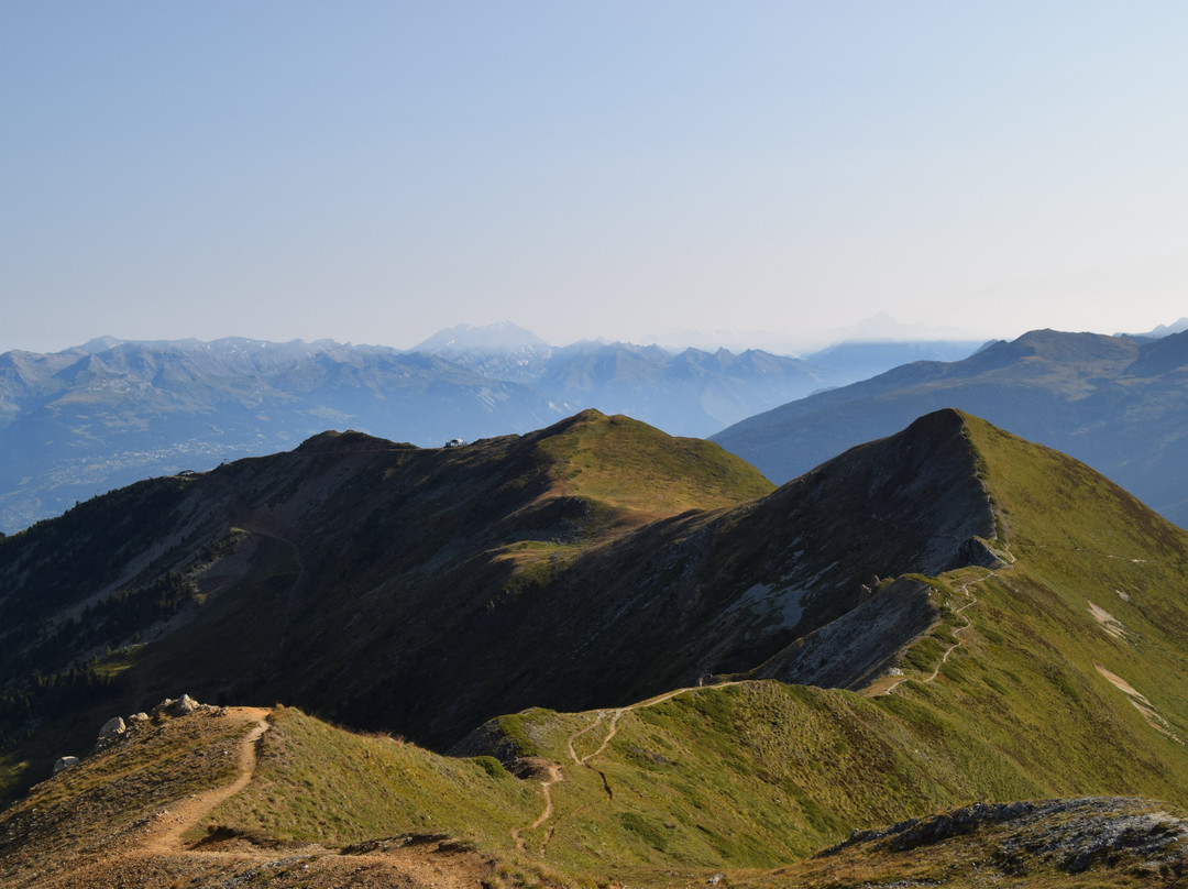 Mont-Rouge景点图片