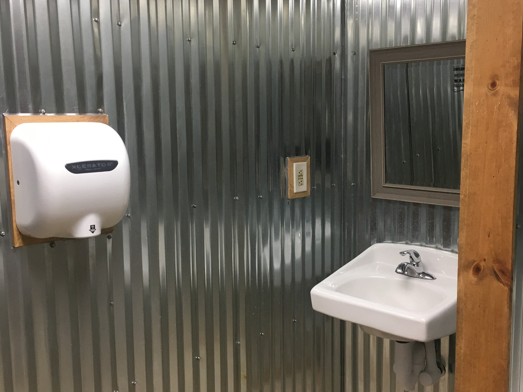 Powhatan Motel主图