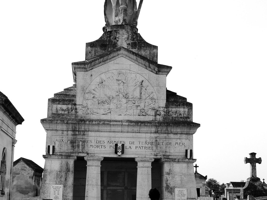 Cementerio de Angulema景点图片