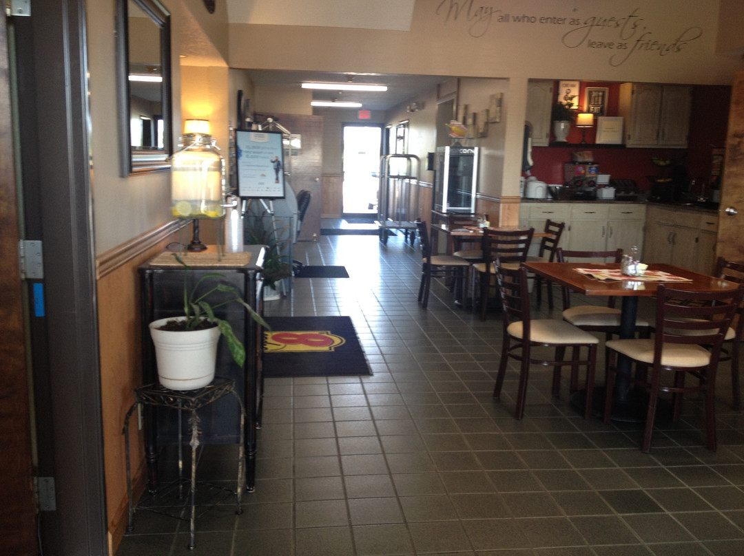 Super 8 by Wyndham Bowling Green主图