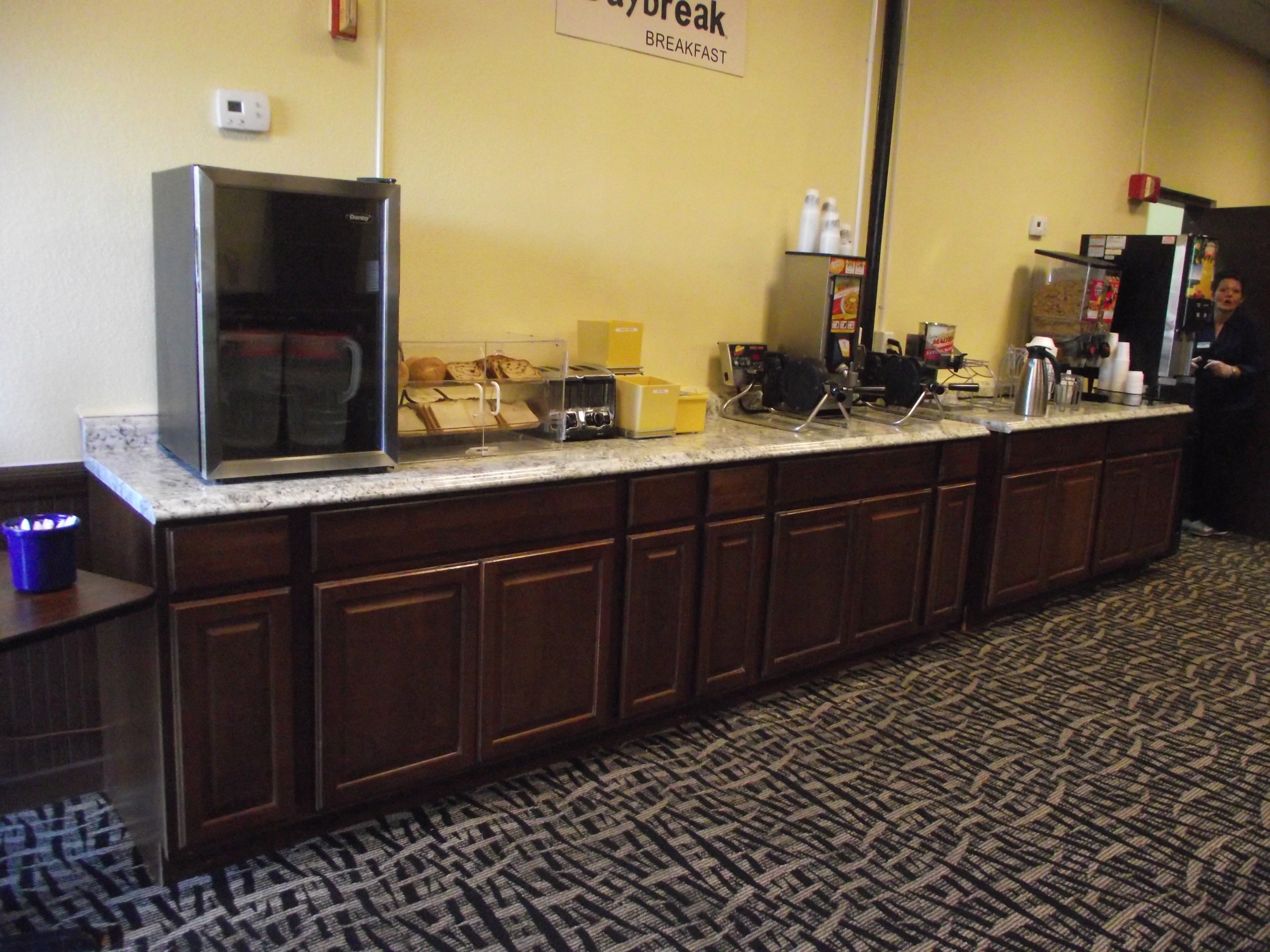 Days Inn by Wyndham Titusville Kennedy Space Center-餐饮