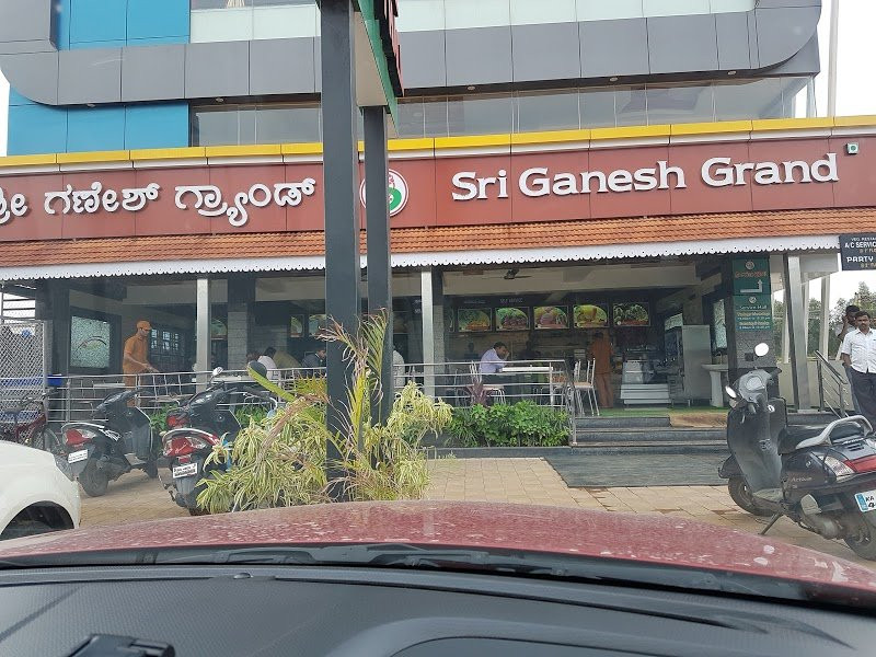 Doddaballapur餐馆和美食-Sri Ganesh Grand