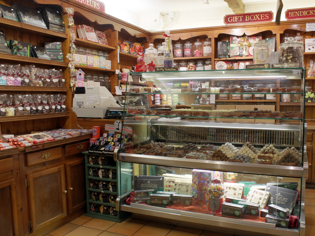 Hamiltons Chocolates Broadway景点图片