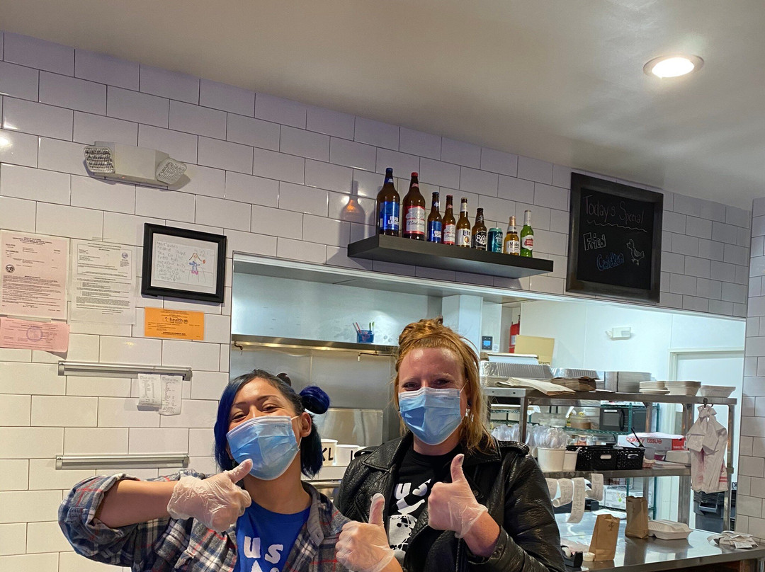 Gus's World Famous Fried Chicken