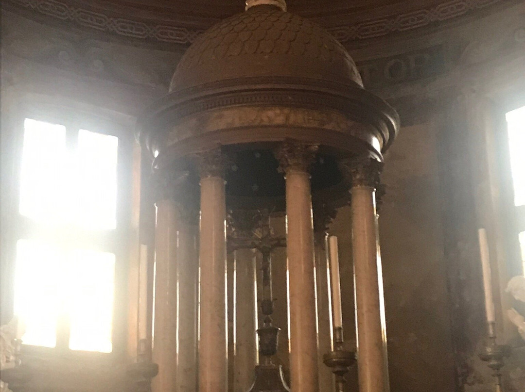 Chiesa dei SS. Pietro e Paolo-Tainate必去景点