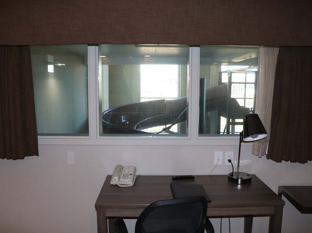 Canalta Airdrie主图