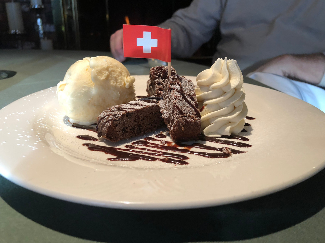 Swiss Hütte Inn and Restaurant主图