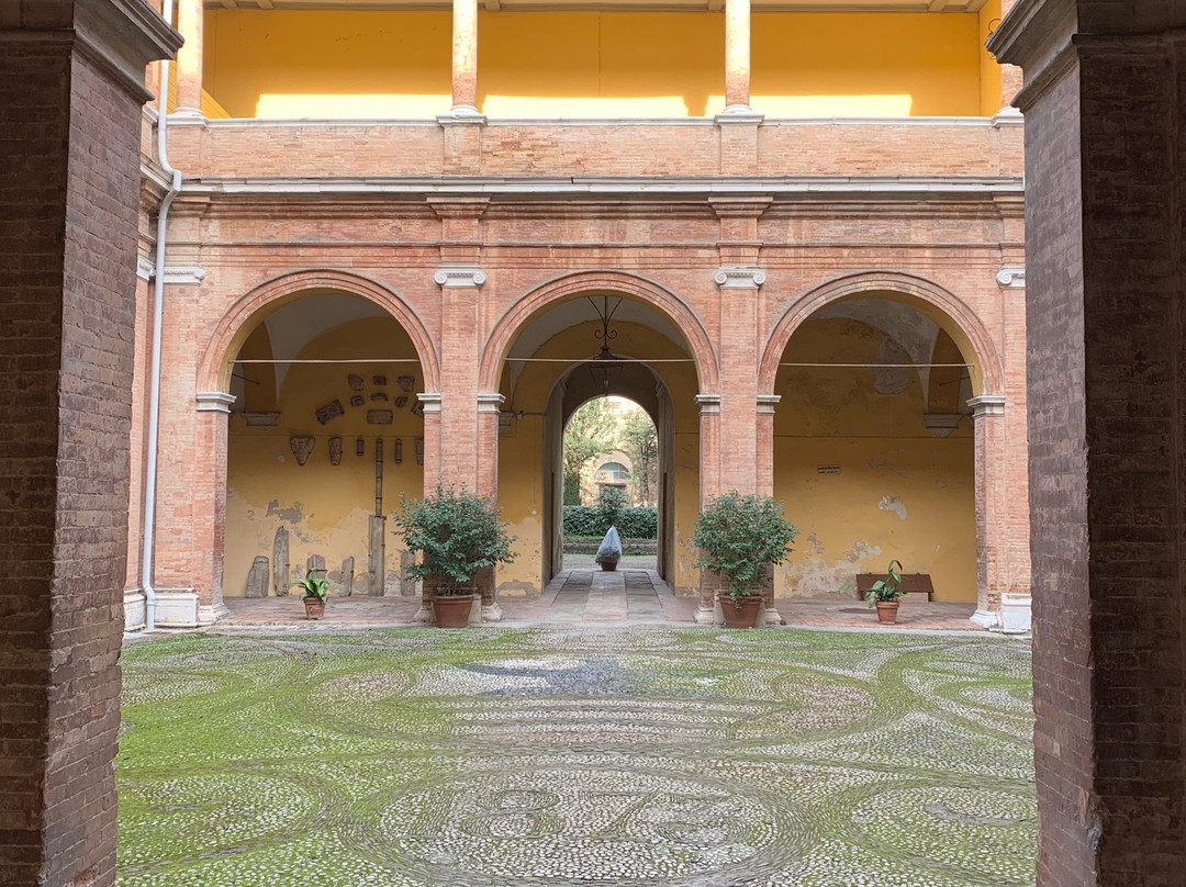 Palazzo Guarini-弗利必去景点