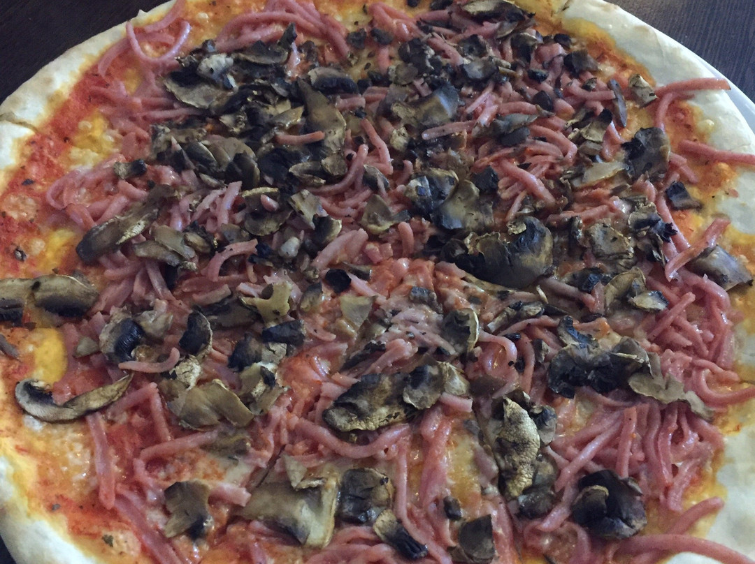 Cesar Pizzeria