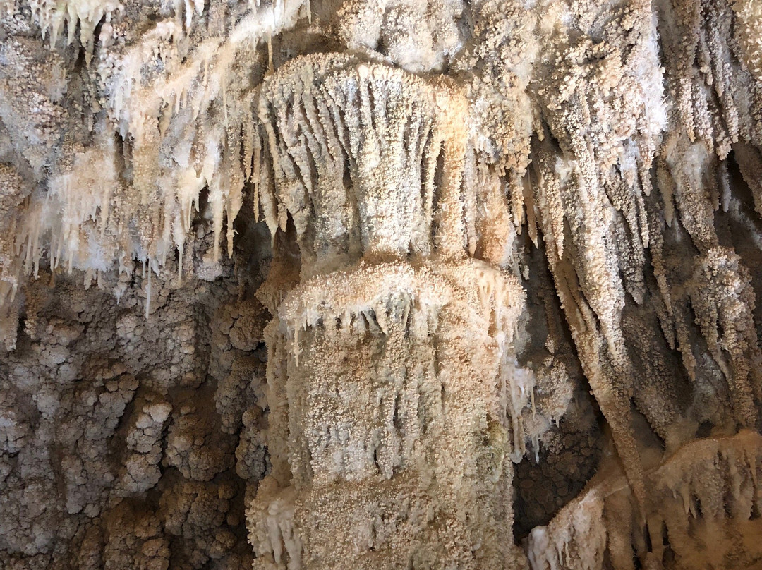 巴马水晶宫景点图片