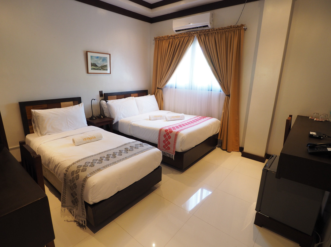 Veranda Suites and Restaurant主图