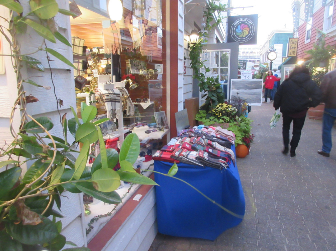 Penny Lane Mall-里霍博斯比奇必去景点