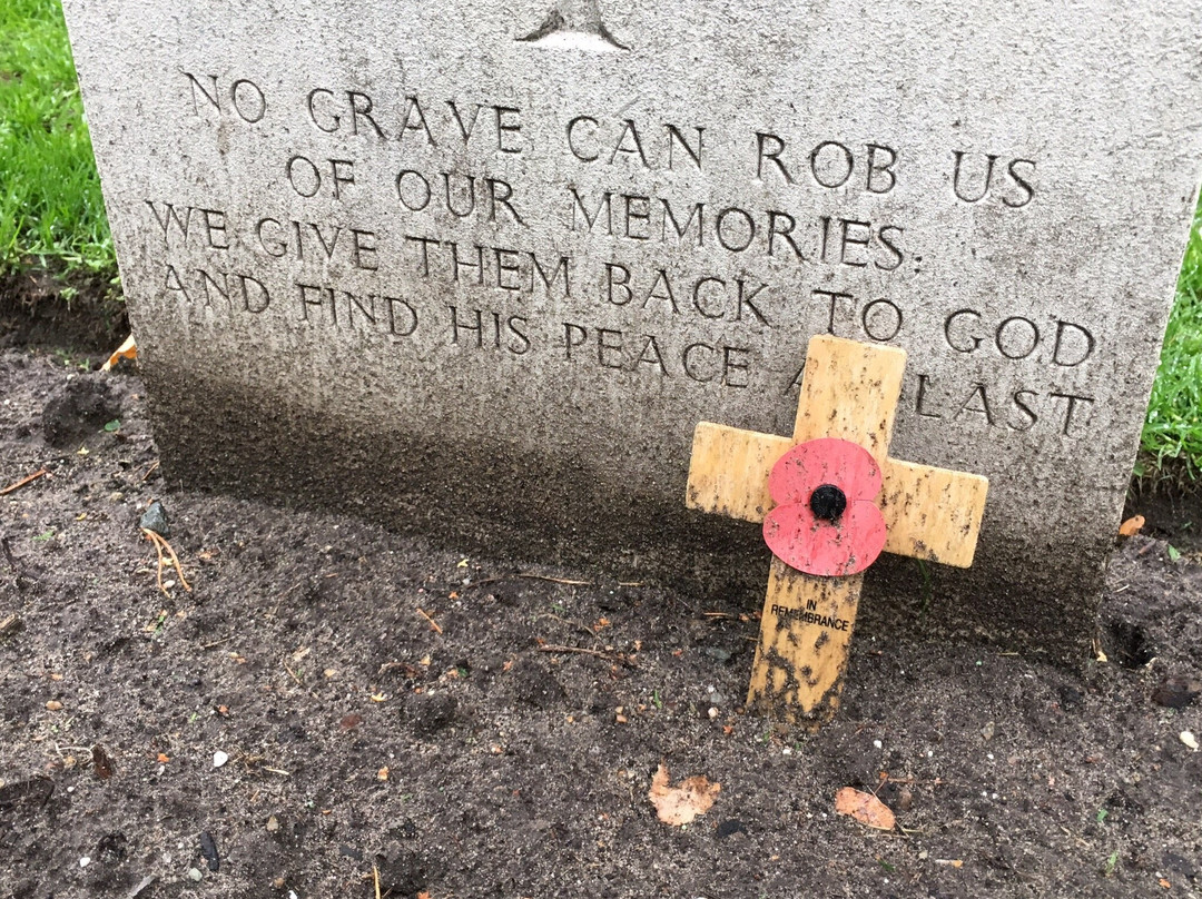 VALKENSWAARD WAR CEMETERY-Valkenswaard必去景点