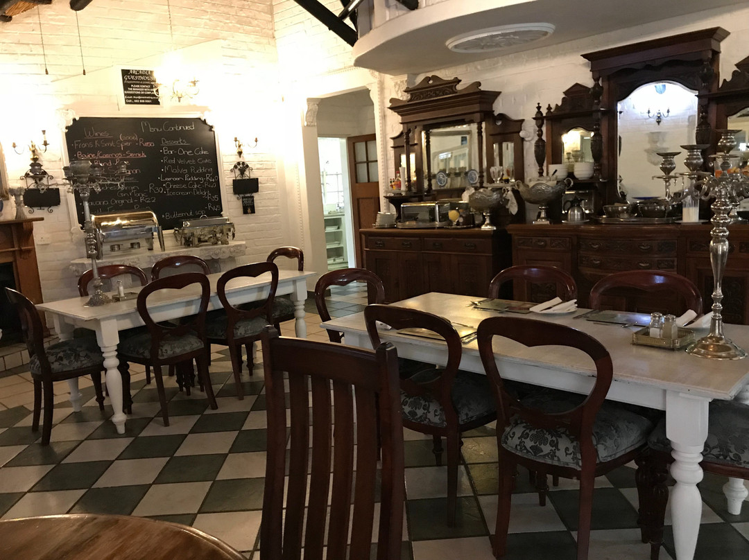 Arcadia Guesthouse & Restaurant主图