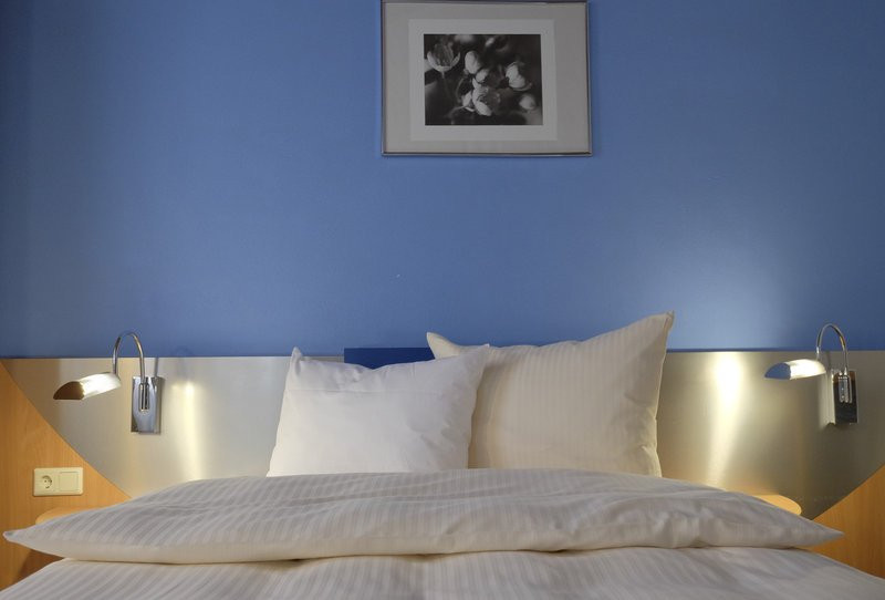 Hotel Konradp Holzkirchen主图