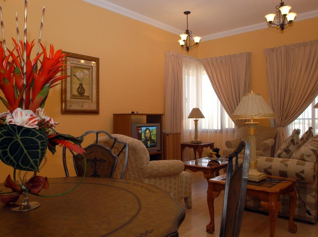 Le Royal Express Hotel主图