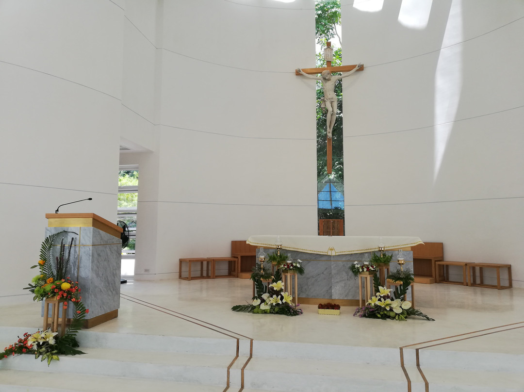 查汶海滩旅游景点-Mary Help of Christians Church