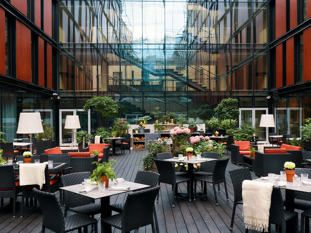 Restaurant and bar CUT