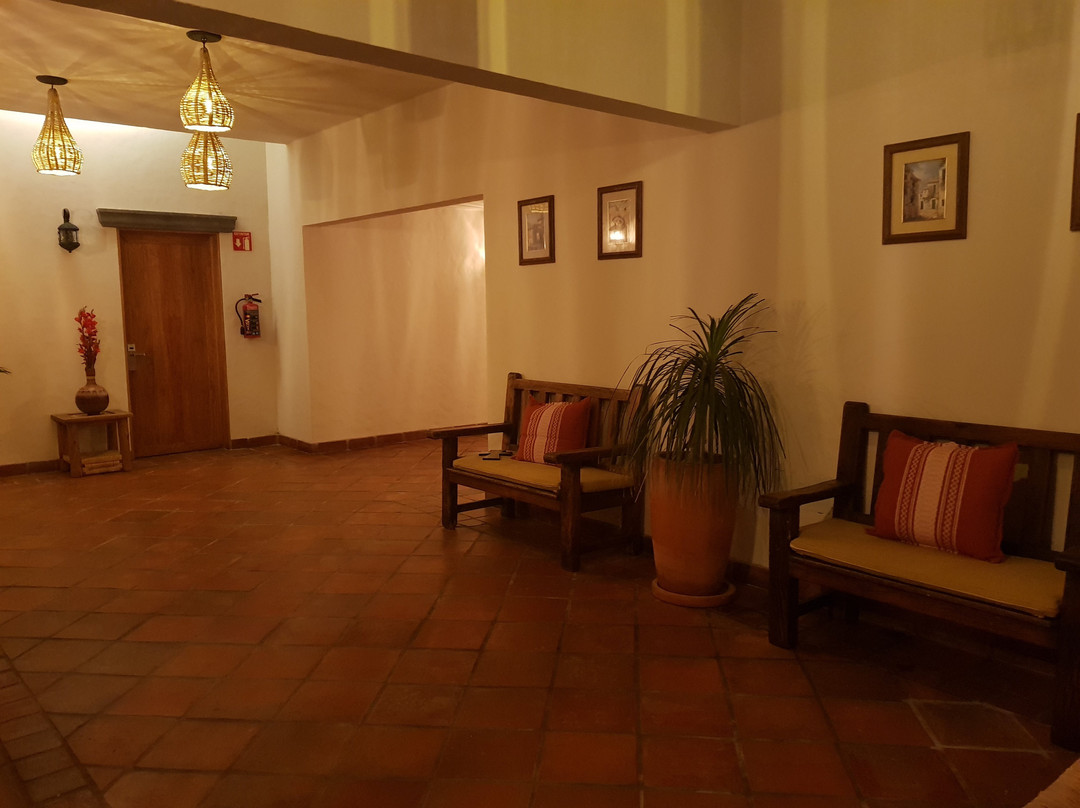 Hotel Puerta San Pedro主图