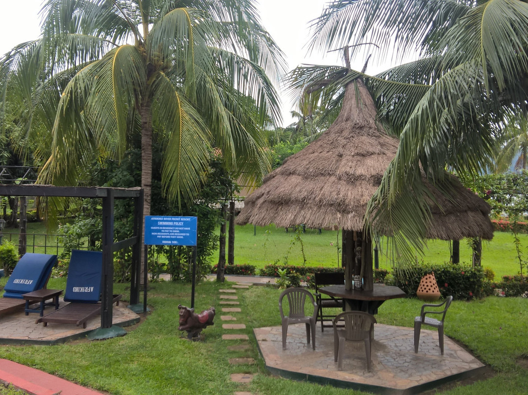 Afrikiko River Front Resort主图