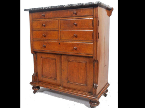 Abernethys Antiques and Curiosities-波特拉什必去景点