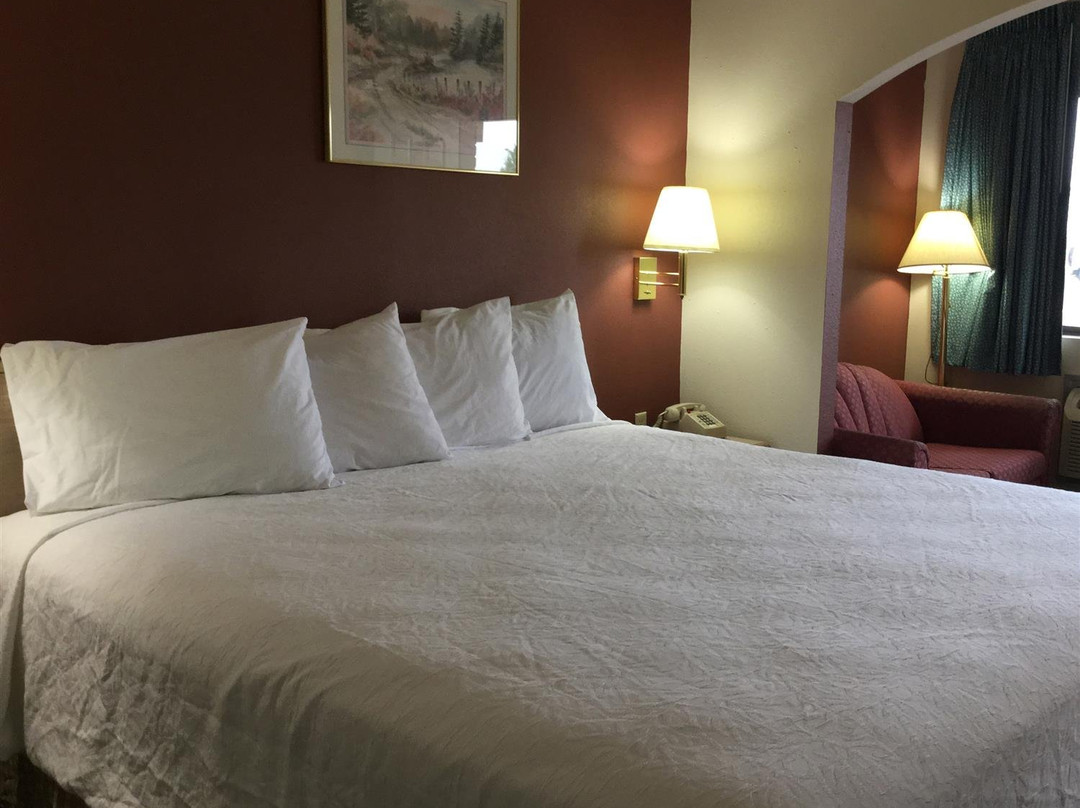 Americas Best Value Inn Cabot主图