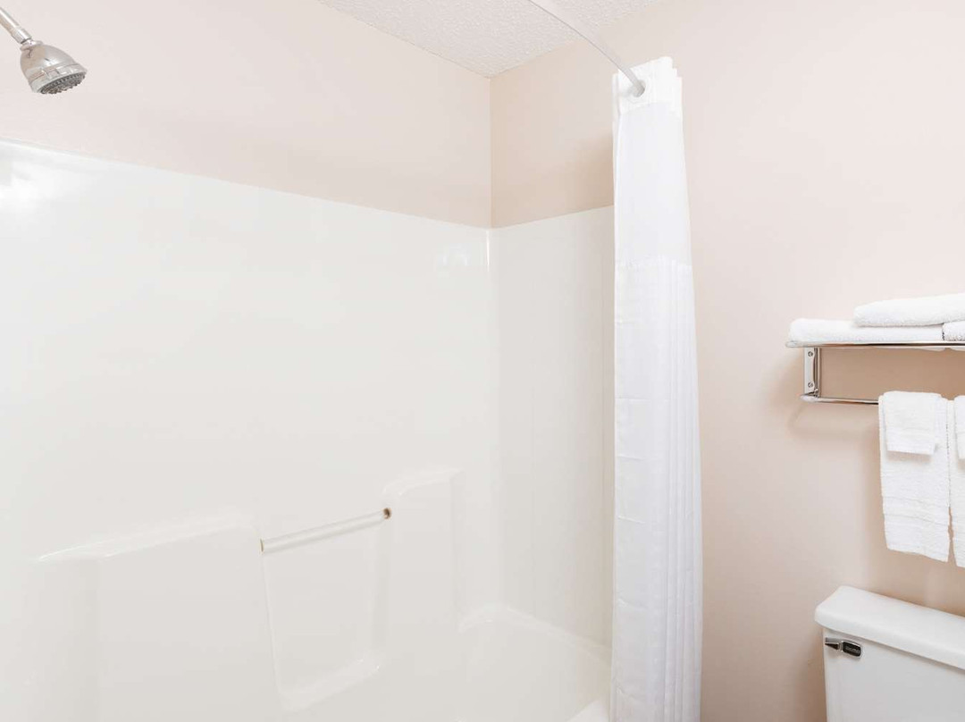 Super 8 by Wyndham Jefferson主图