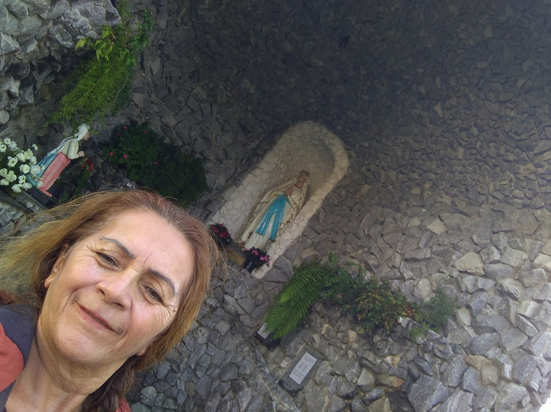 Gruta Nossa Senhora de Lourdes-瓜拉廷格塔必去景点