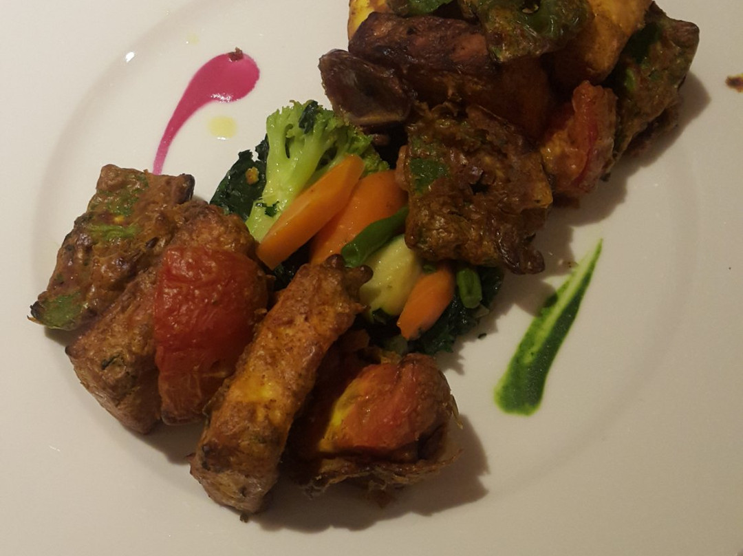 Alba Hotel Meru主图