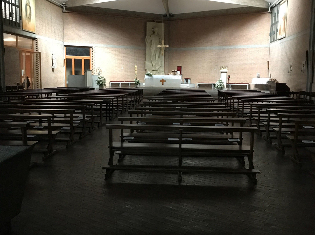 Parrocchia della Visitazione di Maria Vergine-Pero必去景点