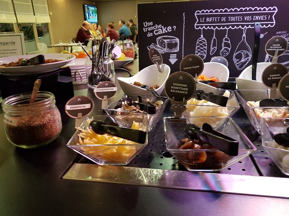 巴约钟楼酒店-餐饮