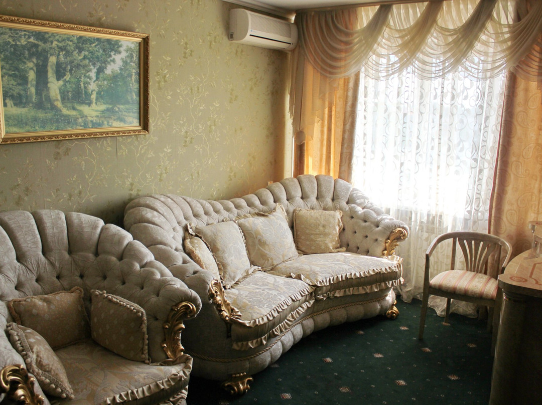 Gostinichno-Restorannyy Tsentr Shishkin主图