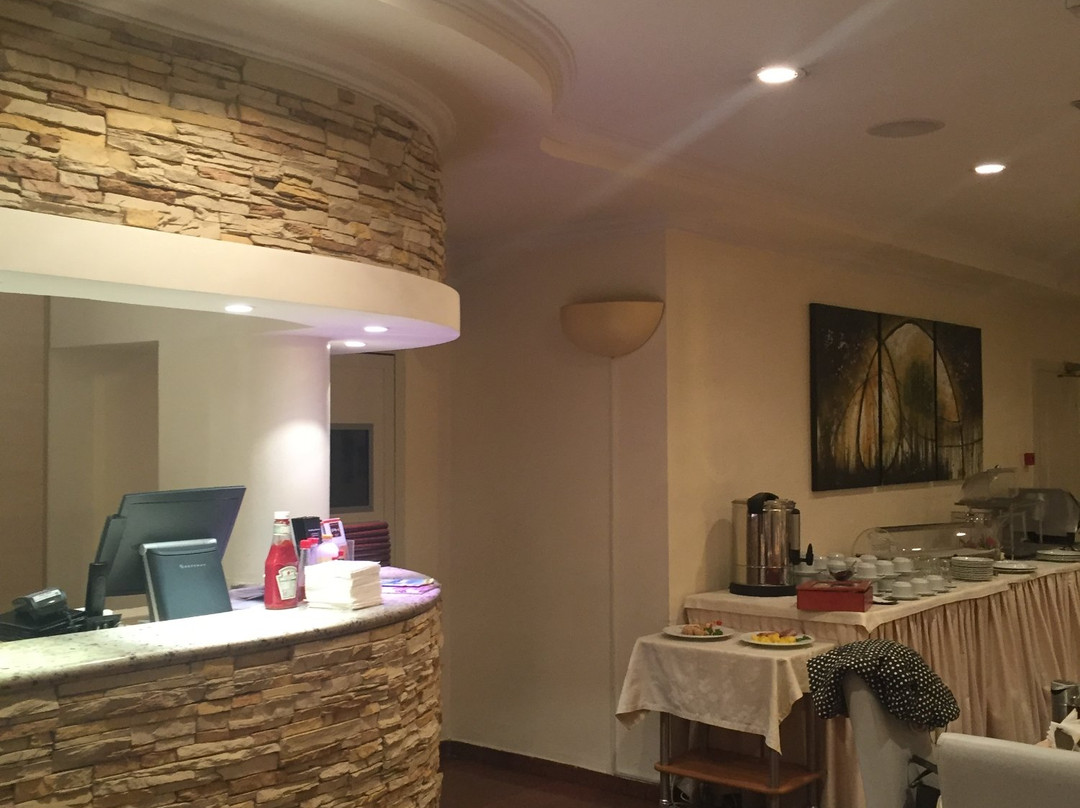 Pushkin Hotel主图