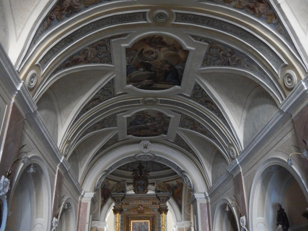 Santuario dell'Incoronata-Torchiati必去景点