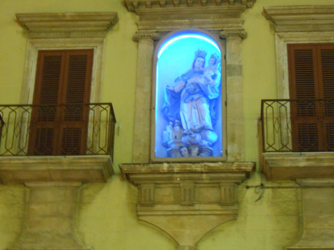 Piazza Ciaia-法萨诺必去景点