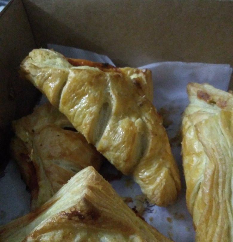 Fat GUY"s Patissierie