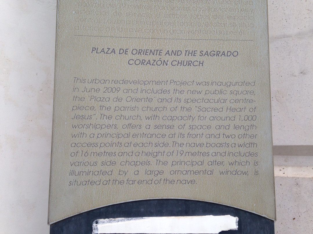 Plaza de Oriente景点图片