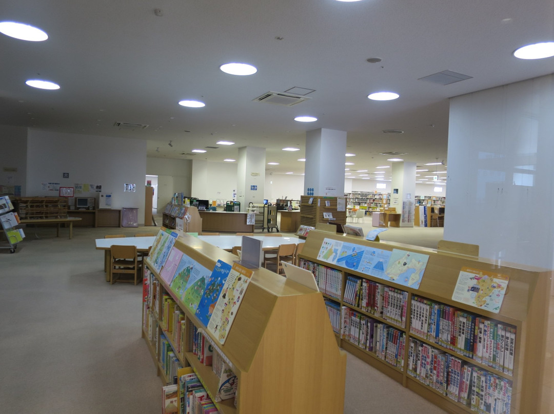 Fujieda City Library景点图片