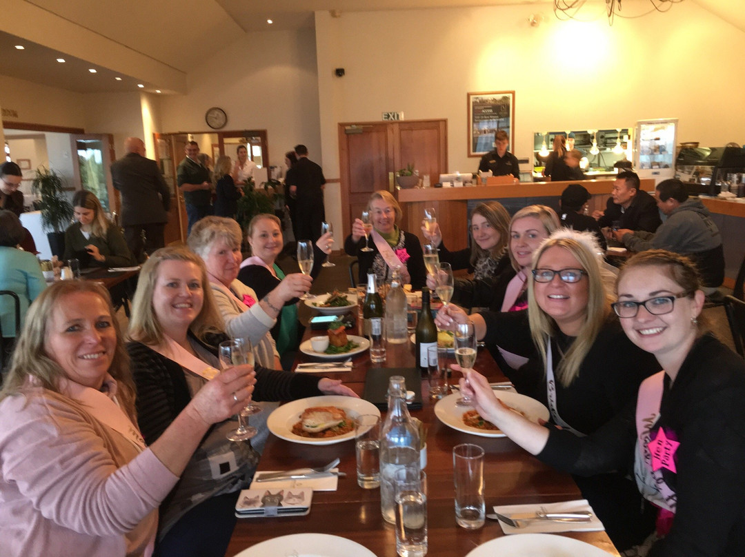 Barry's Wine Tours-奥克兰必去景点