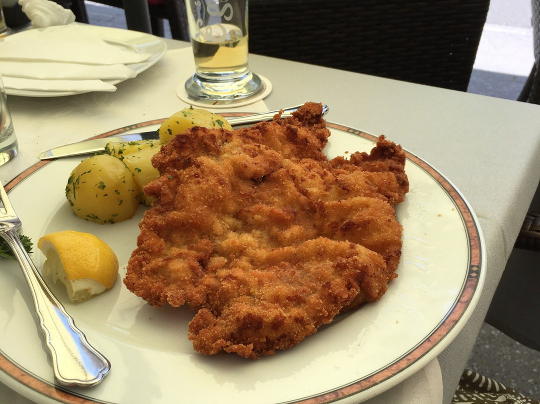 Cafe-Bar-Restaurant Sissy