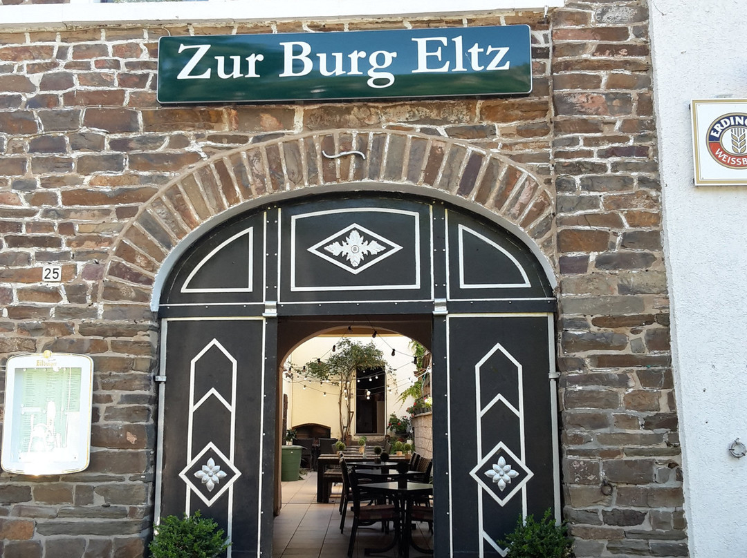 Zur Burg Eltz主图